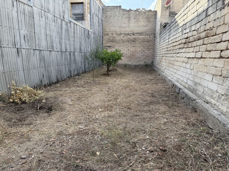 LOTTO EDIFICABILE ZONA...