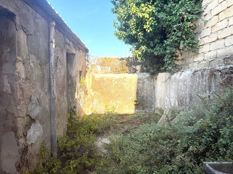 Casa indipendente da...